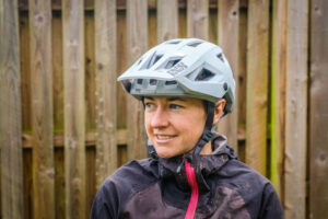 IXS Trigger AM helmet review