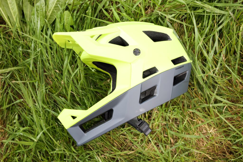 2020 IXS Trigger FF side