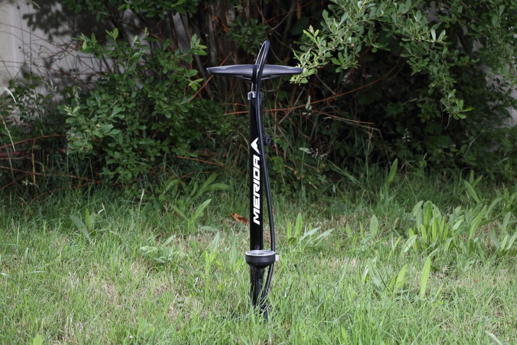 2020 Merida Pump BASIC Floor hero.jpg