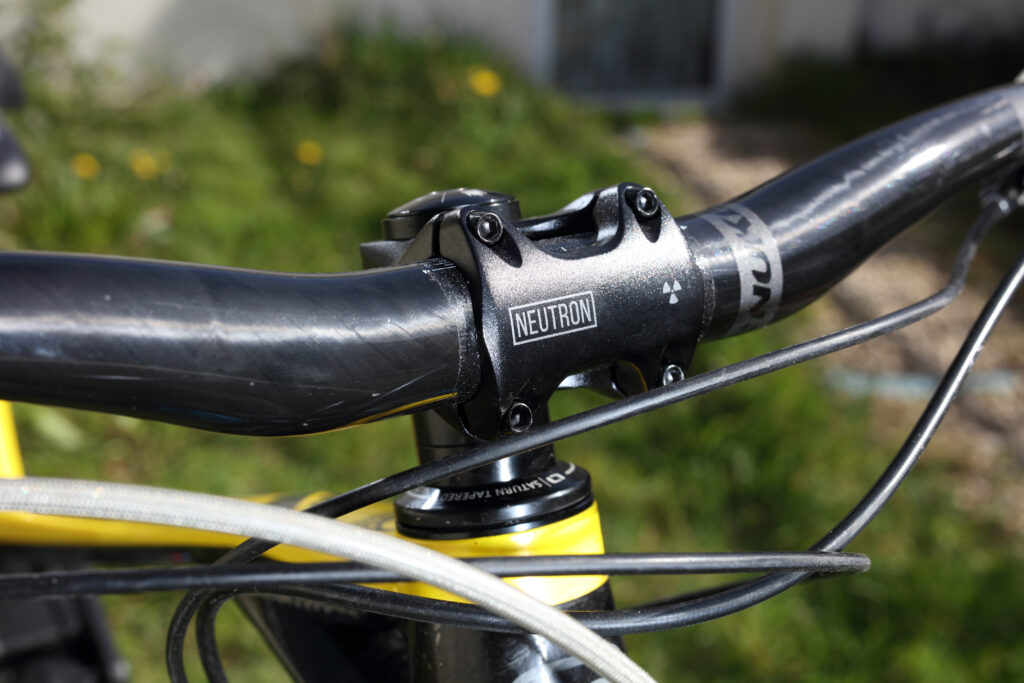 2020 Nukeproof Neutron stem hero.jpg