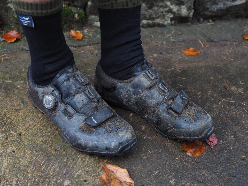 2020 Shimano ME 5 Trail shoe review side.JPG