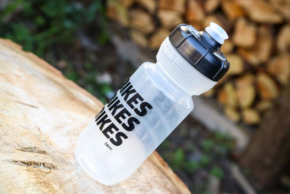 2020-fabric-gripper-bottle-600ml