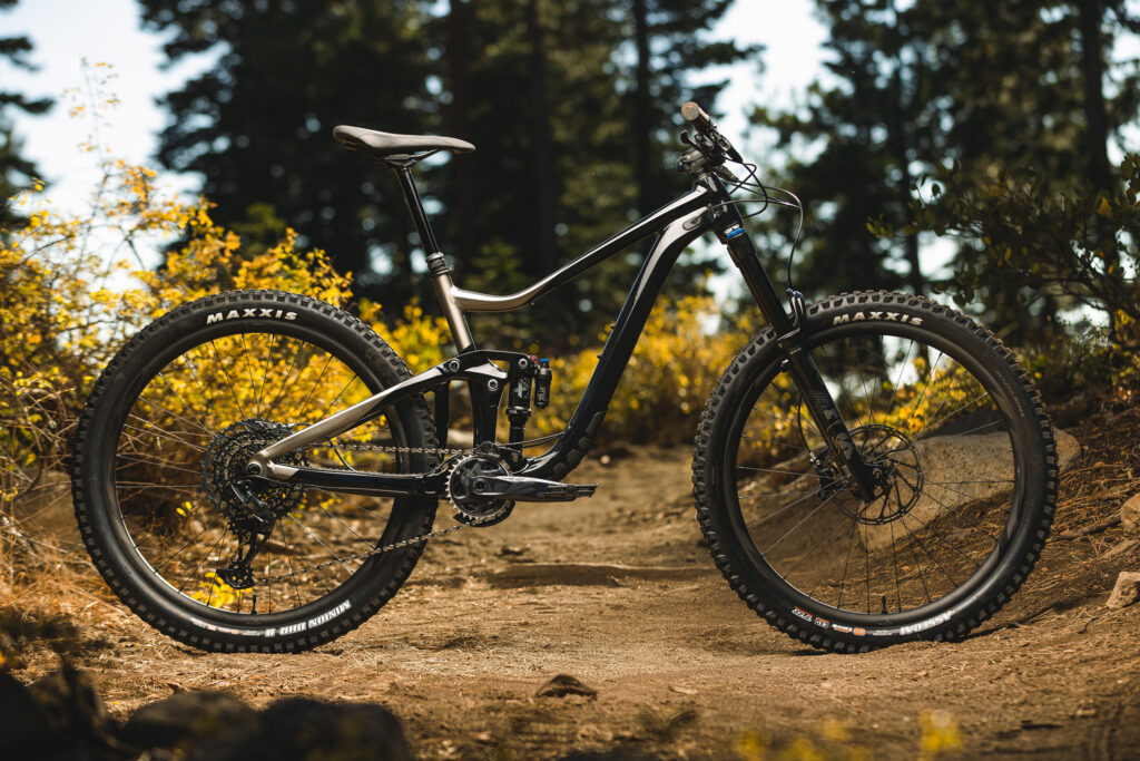 2021 Giant Trance x full suspension mountain bike 001.jpg