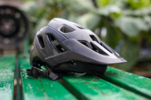 Lazer Jackal MIPS helmet review