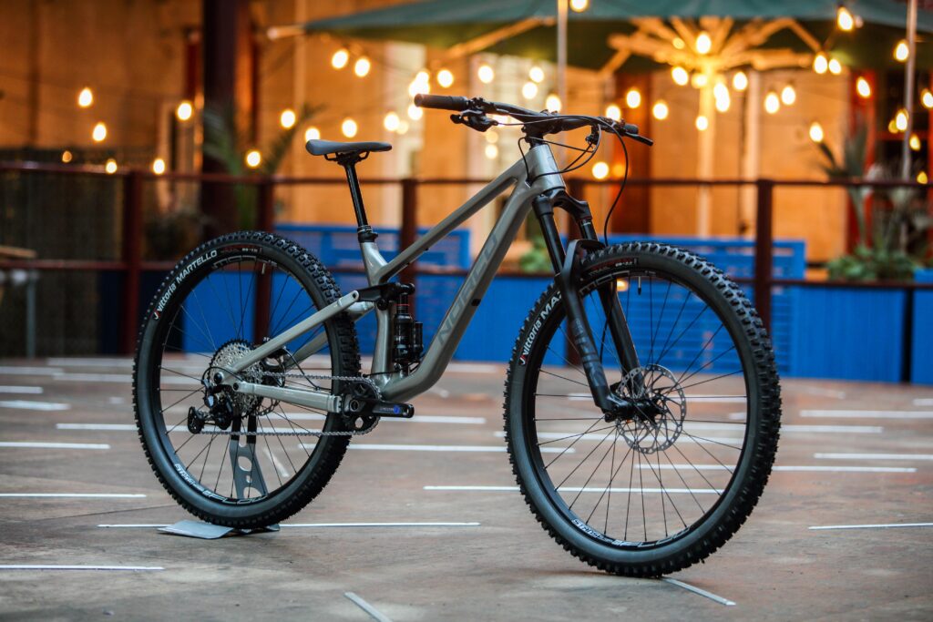 2021 Norco optic c3 hero 3q.jpg