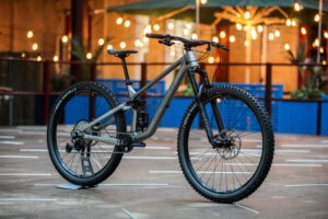 2021 Norco optic c3 hero 3q.jpg