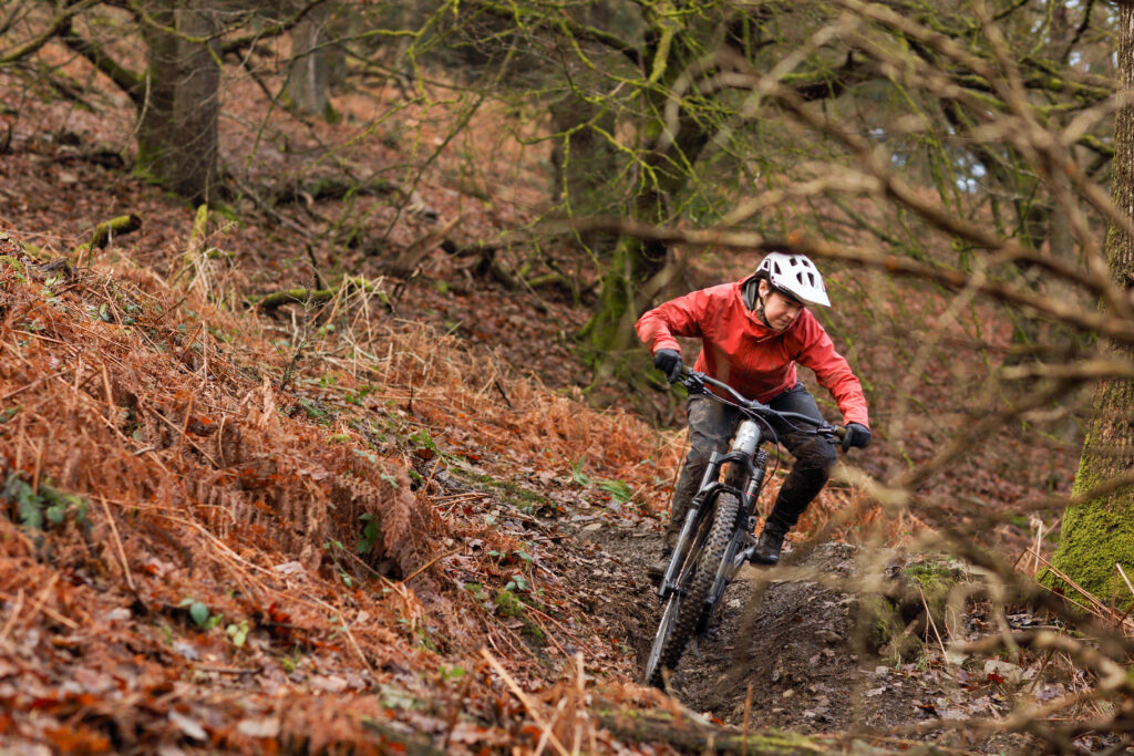 2021 Nukeproof Giga Comp 275 Riding 2