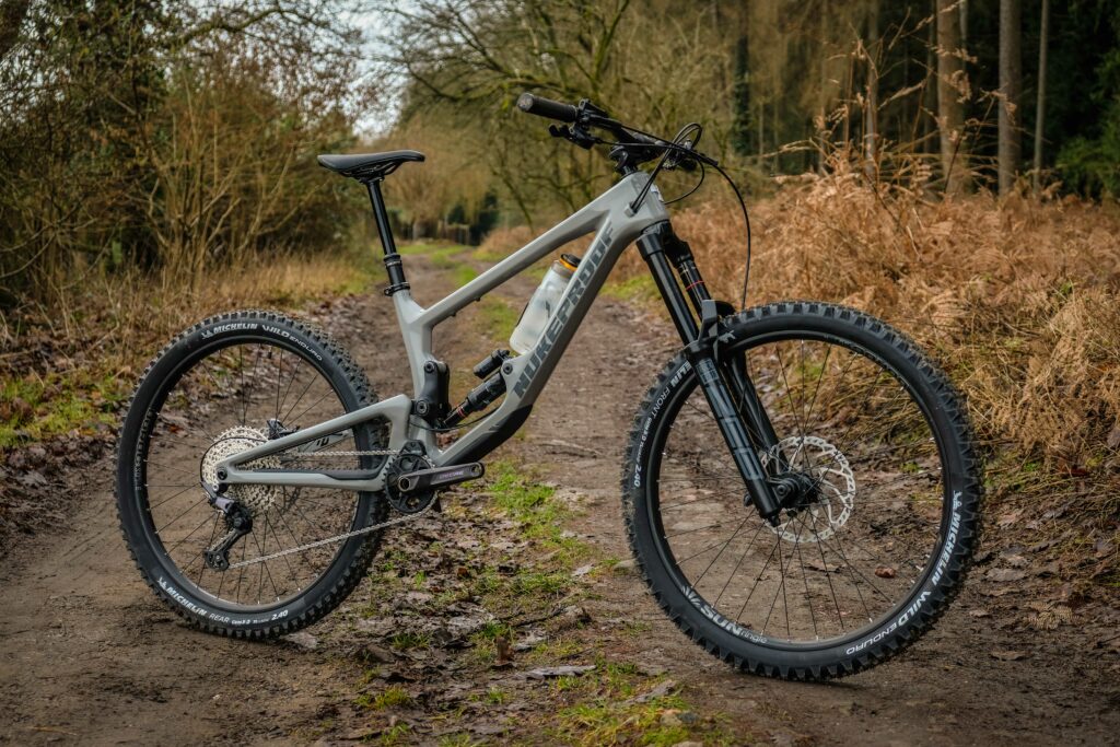 2021 Nukeproof Giga Comp 275 Whole bike-24.jpg