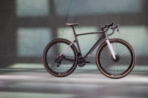 2021 Scott addict gravel hero 1.jpg