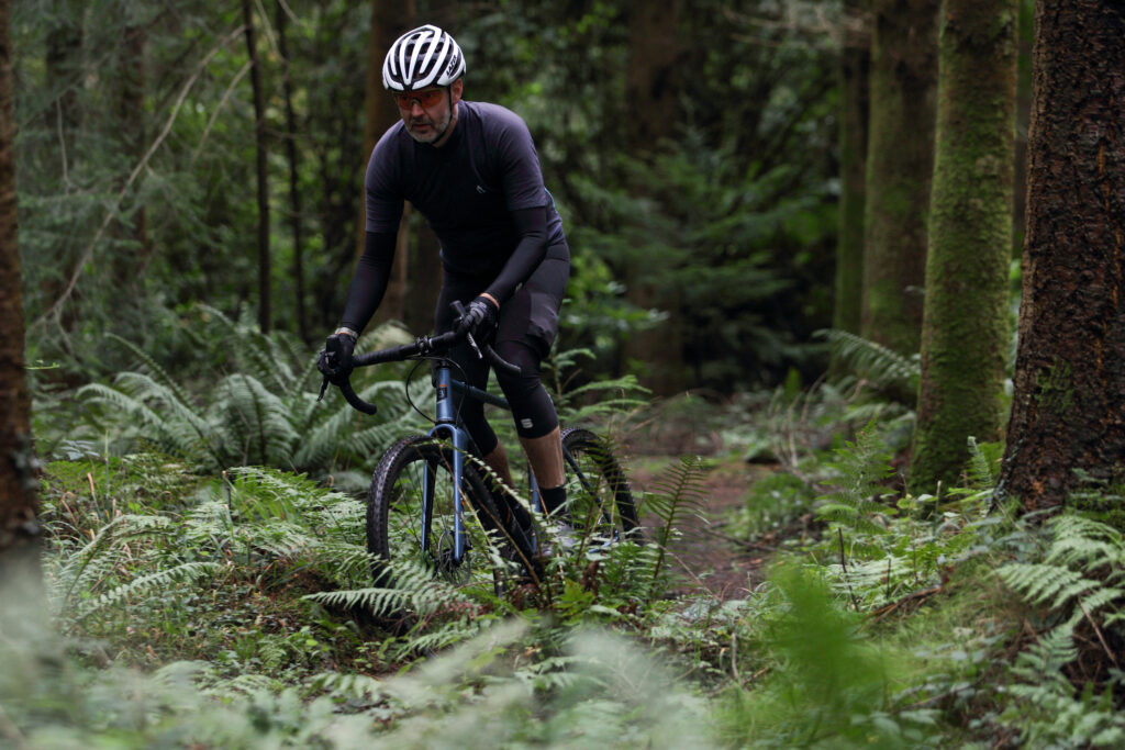2021 bombtrack Hook EXT riding 3