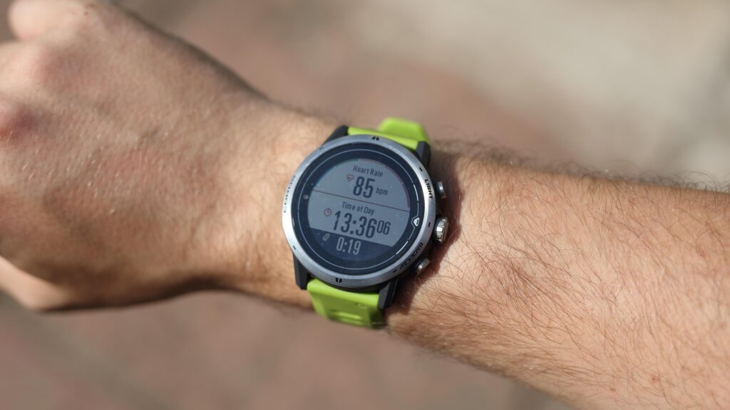 2021 coros apex pro heart rate time