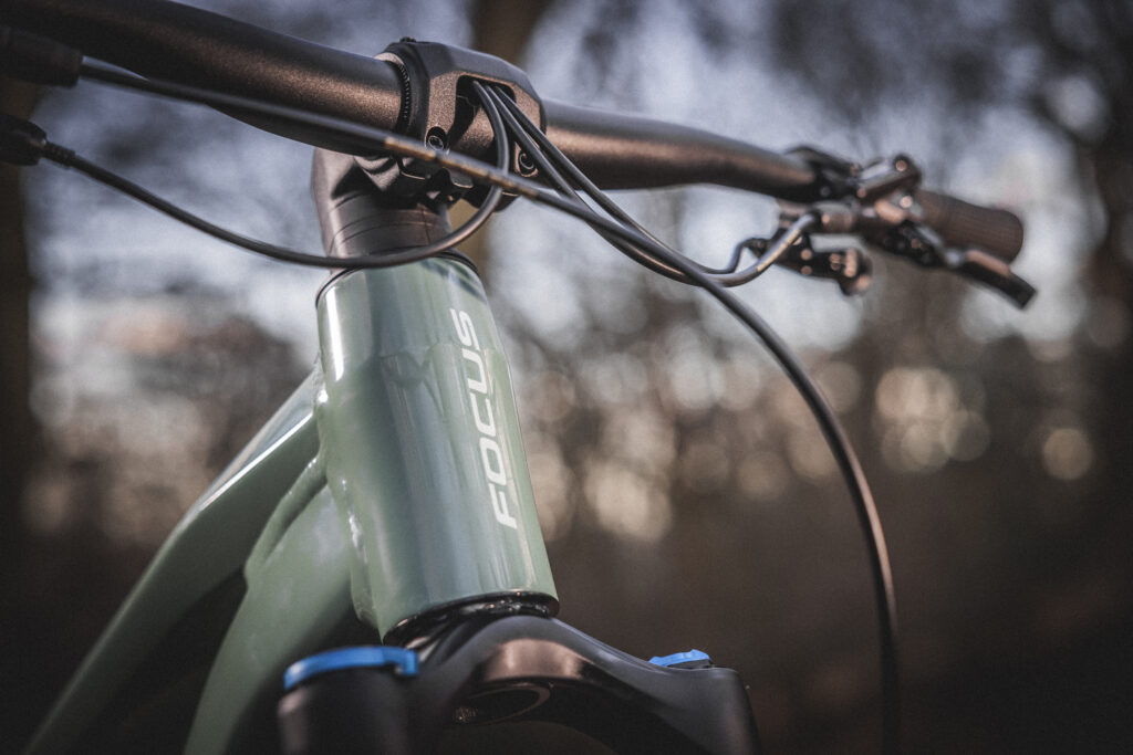 2021 focus thron head tube