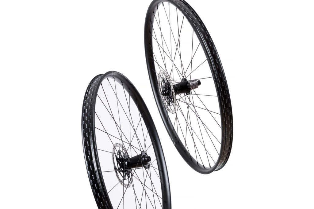 2021 hunt enduro wide v2 hero.jpg