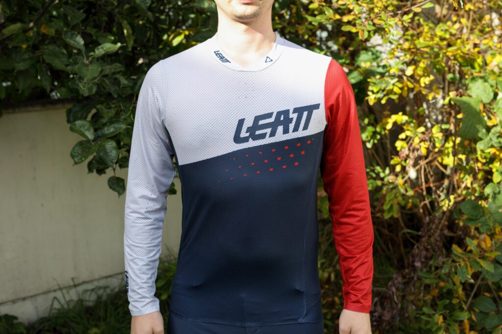 2021 leatt mtb 4.0 ultraweld hero.jpg