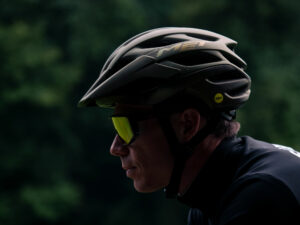 2021 met veleno mips mtb helmet cover.jpg