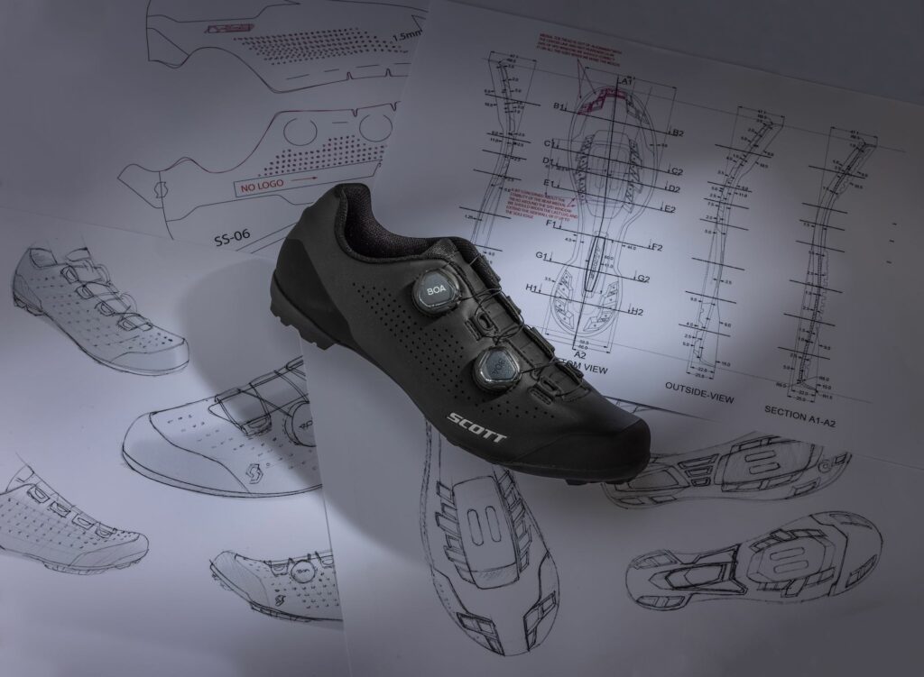 2021 scott gravel shoe hero.jpeg