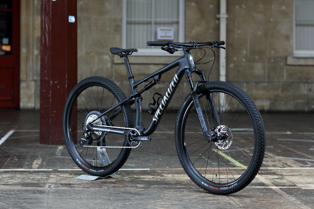 2021 specialized epic comp first look hero 3q.jpg