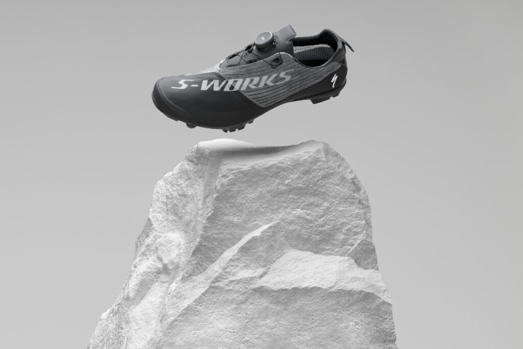 2021 specialized s-works ExosEvo hero .jpg