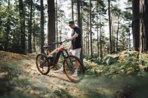 2021 vitus e-sommet Repsol w:rob.JPG