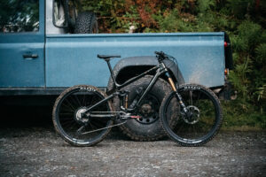 2021 vitus escarpe hero.jpg