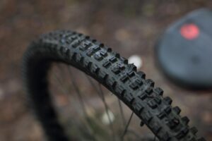 WTB Judge 2.4&Prime; TCS Tough/Fast Rolling rear-specific tyre review