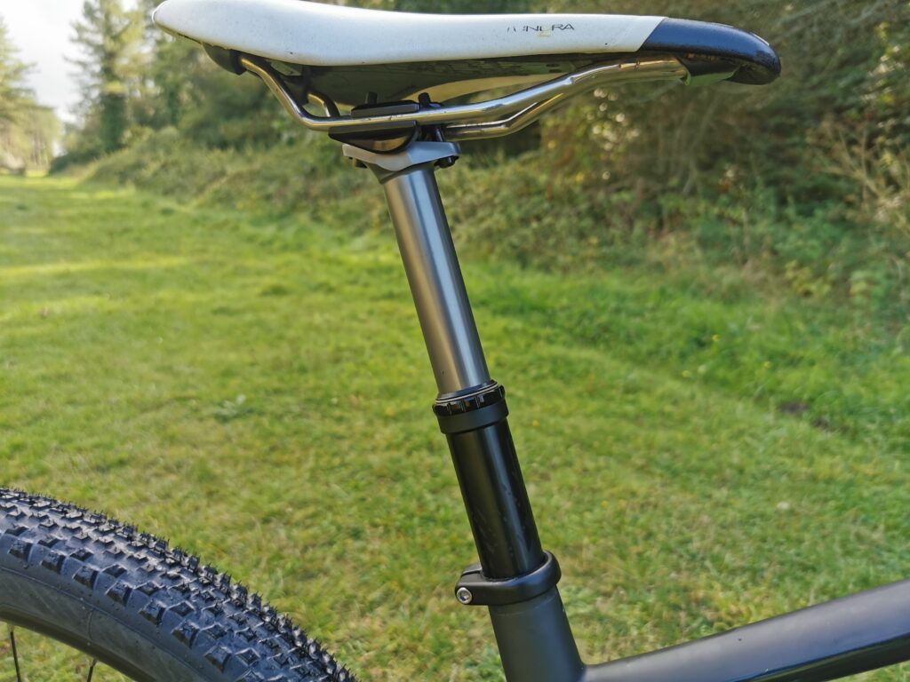2021_PRO_Tharsis_3Five_seatpost_main