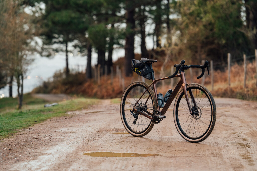 2022 Orbea Terra Hydro hero