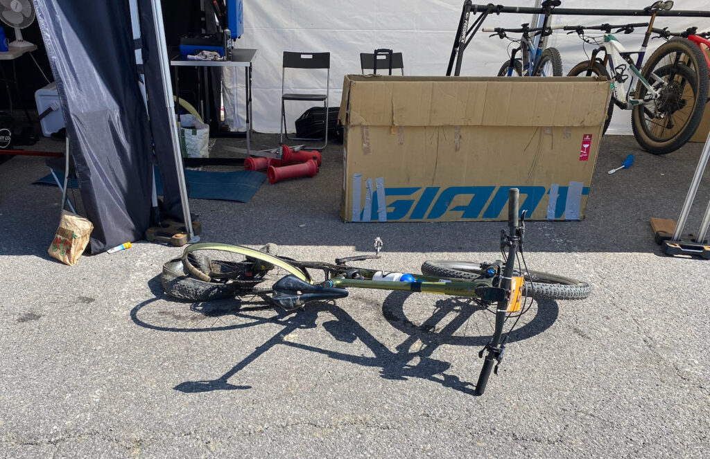 2022 Uci mtb world champs - behind the scenes mechanics-05