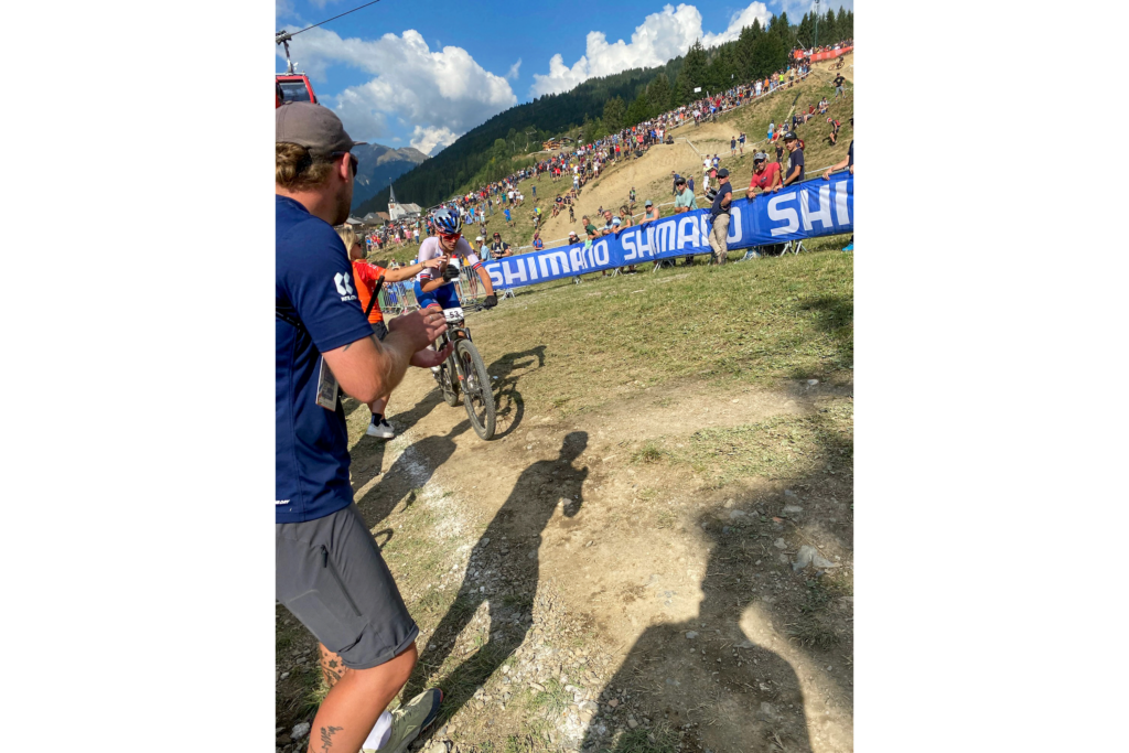 2022 Uci mtb world champs - behind the scenes mechanics-22