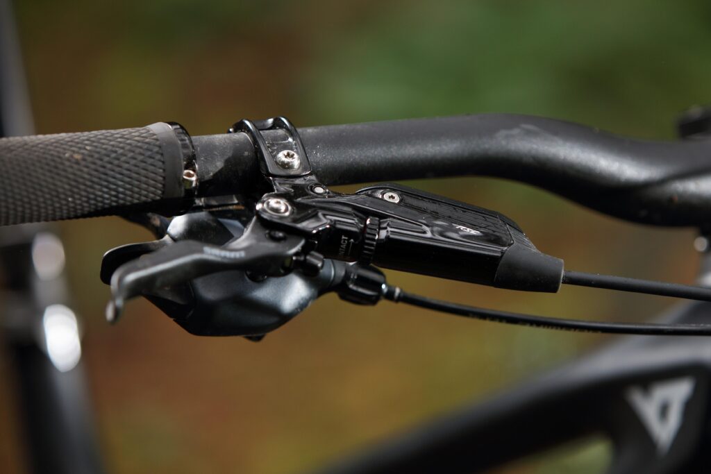 2022 YT CAPRA Core 4 Brake lever