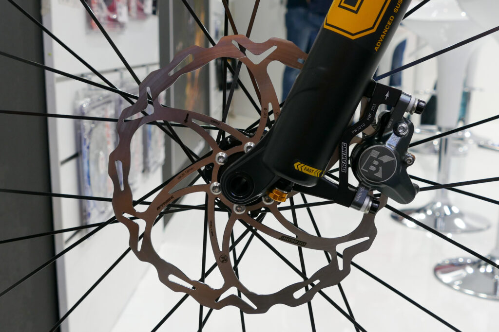 2022 braking caliper and rotor