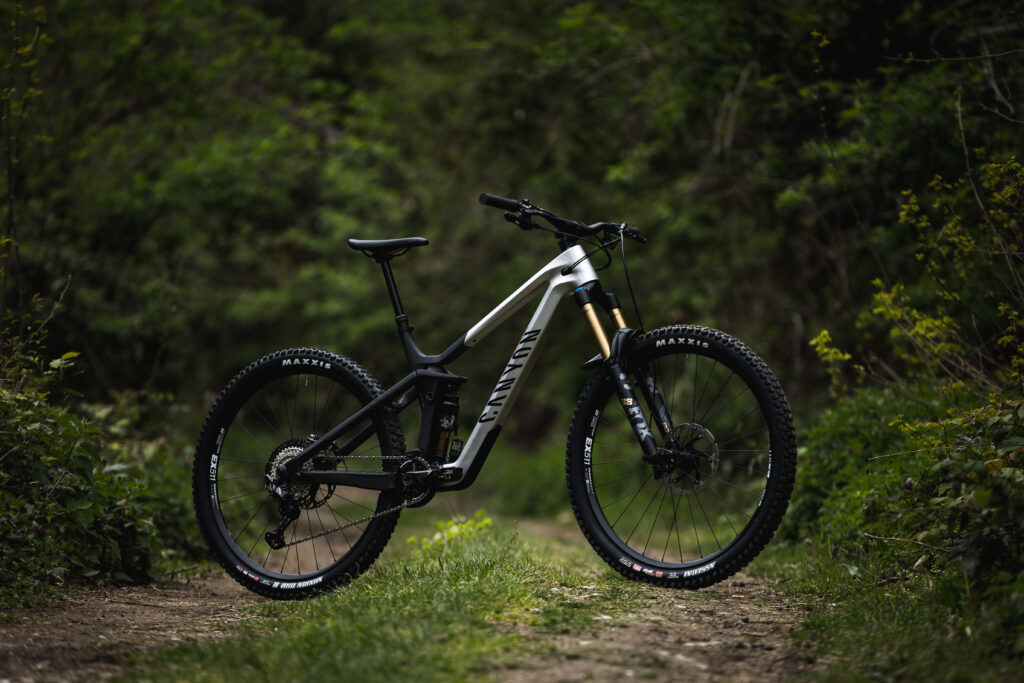 2022 canyon strive CFR 3q