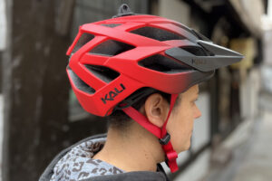 2022 kali lunati helmet hero.jpg