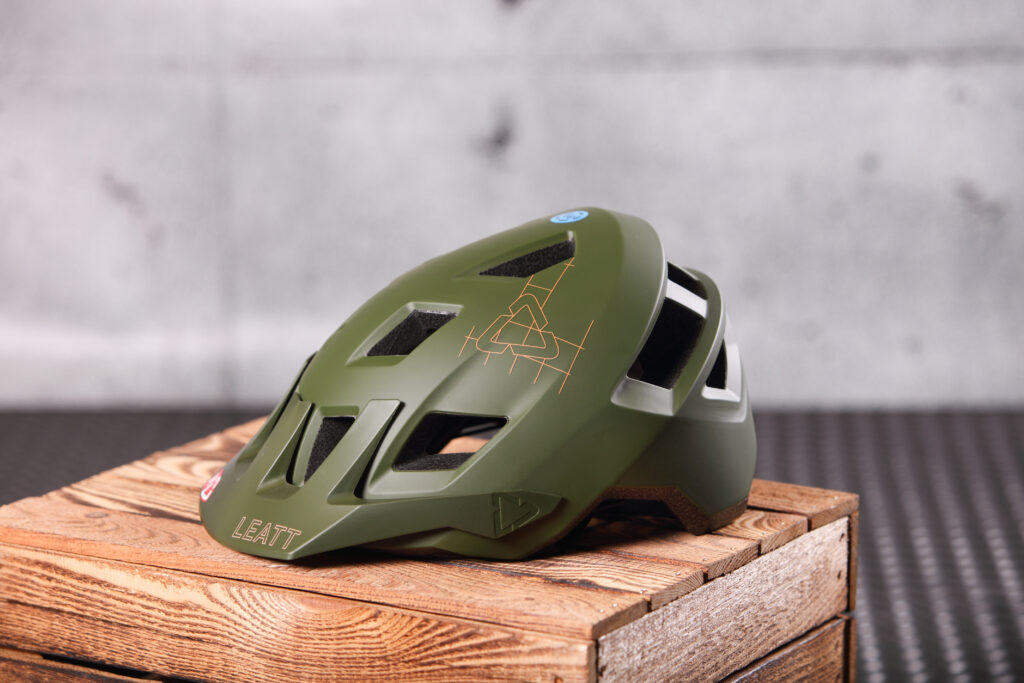 2022 leatt allmtn 1.0 helemt 5ct