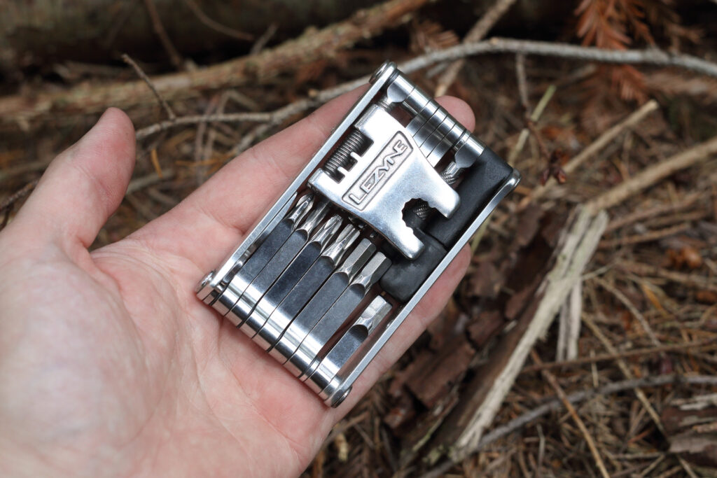 2022 lezyne super sv 23 multitool size