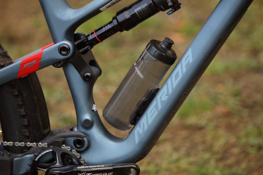 2022 merida one forty 6000 bottle