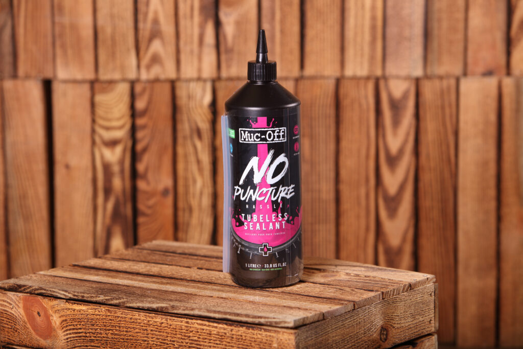 2022 muc off tyre sealant 5ct