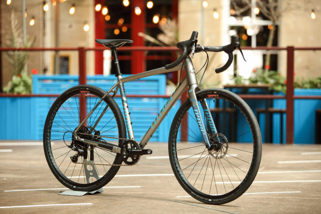 2022 niner rlt 2-star SRAM Apex 1 hero.jpg