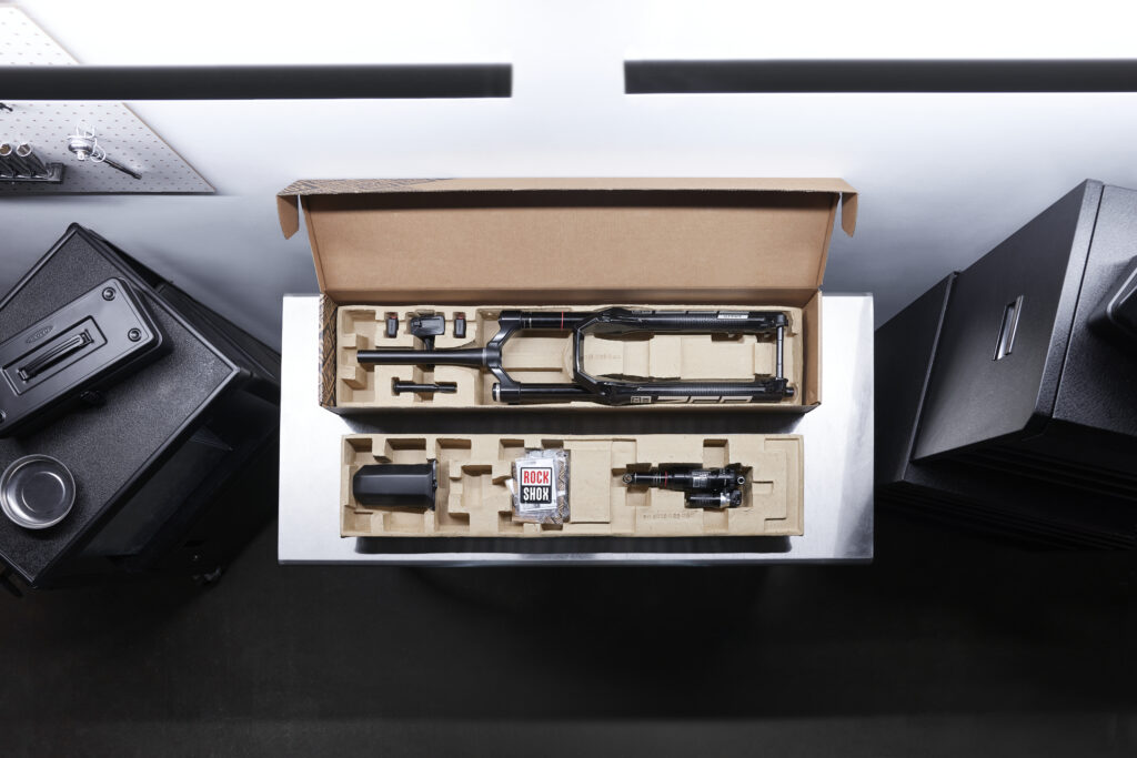 2022 rockshox flight attendant up box
