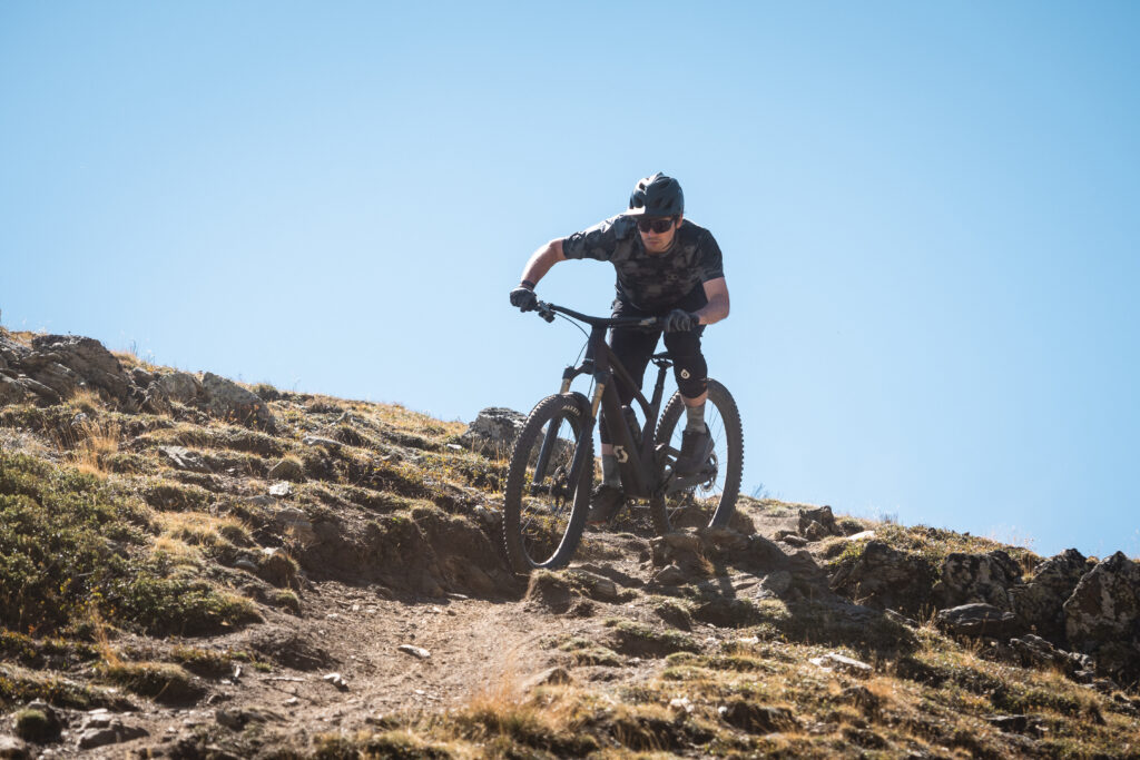 2022 scott genius 900 ultimate riding 7
