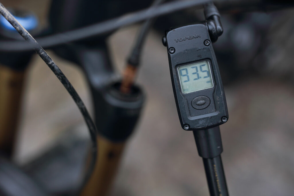2022 shock pump fork