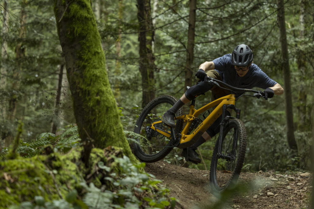 2022 trek fuel exe action.JPG