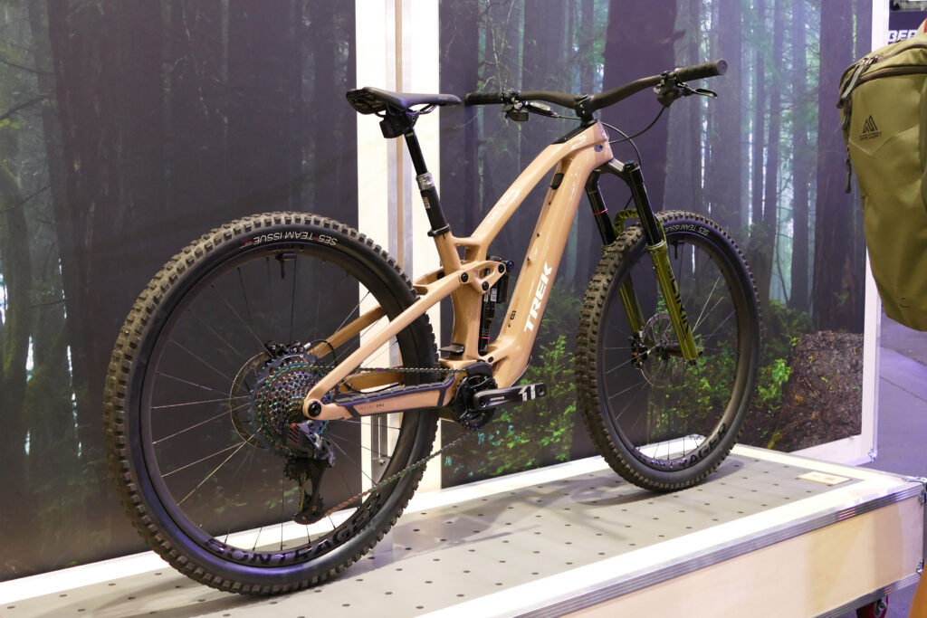2022 trek fuel exe