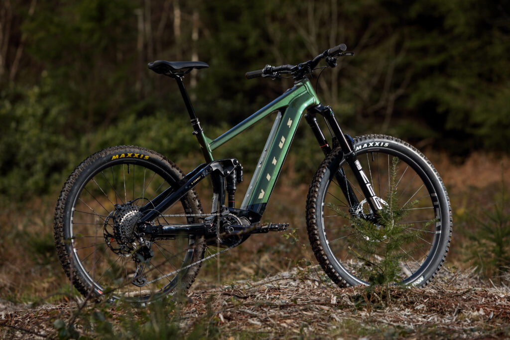 2022 vitus e-sommet vrx straight