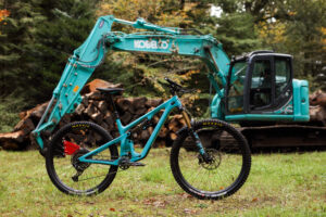 2022 yeti sb140 lr t1 hero.jpg