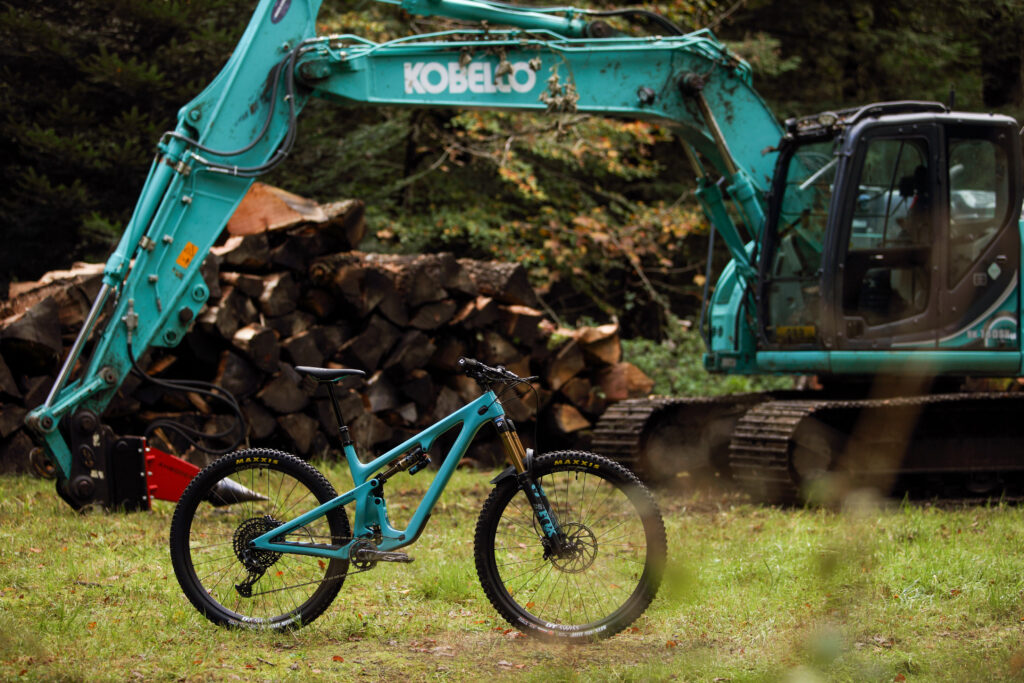 2022 yeti sb140 lr t1 zoom out