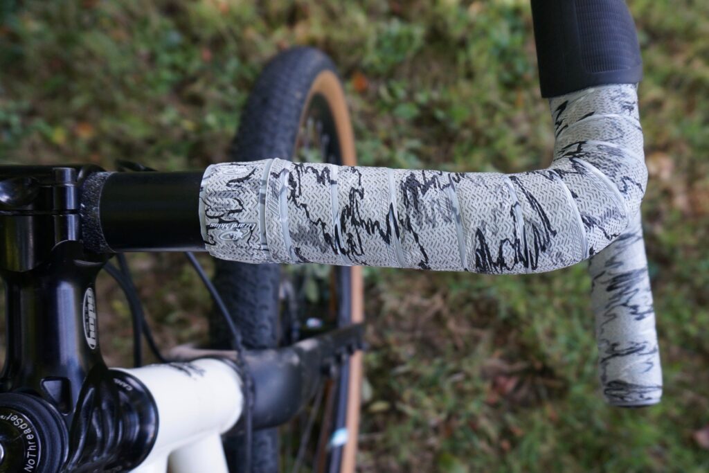 2023 Lizard Skins DSP V2 Bar Tape Shadow Camo Finish