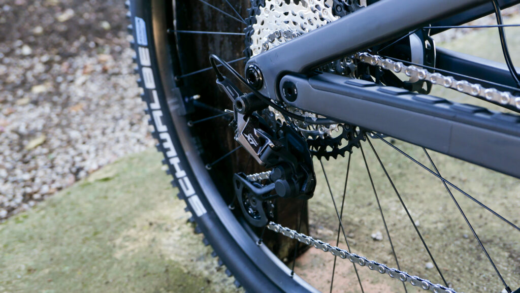 2023 canyon neuronON CF 8 mech