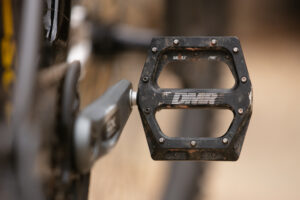DMR Vault Mag flat pedal review