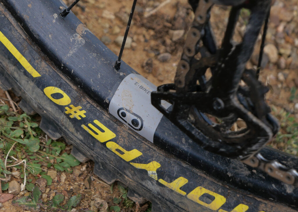 2023 fabien barel canyon striveon wheelset